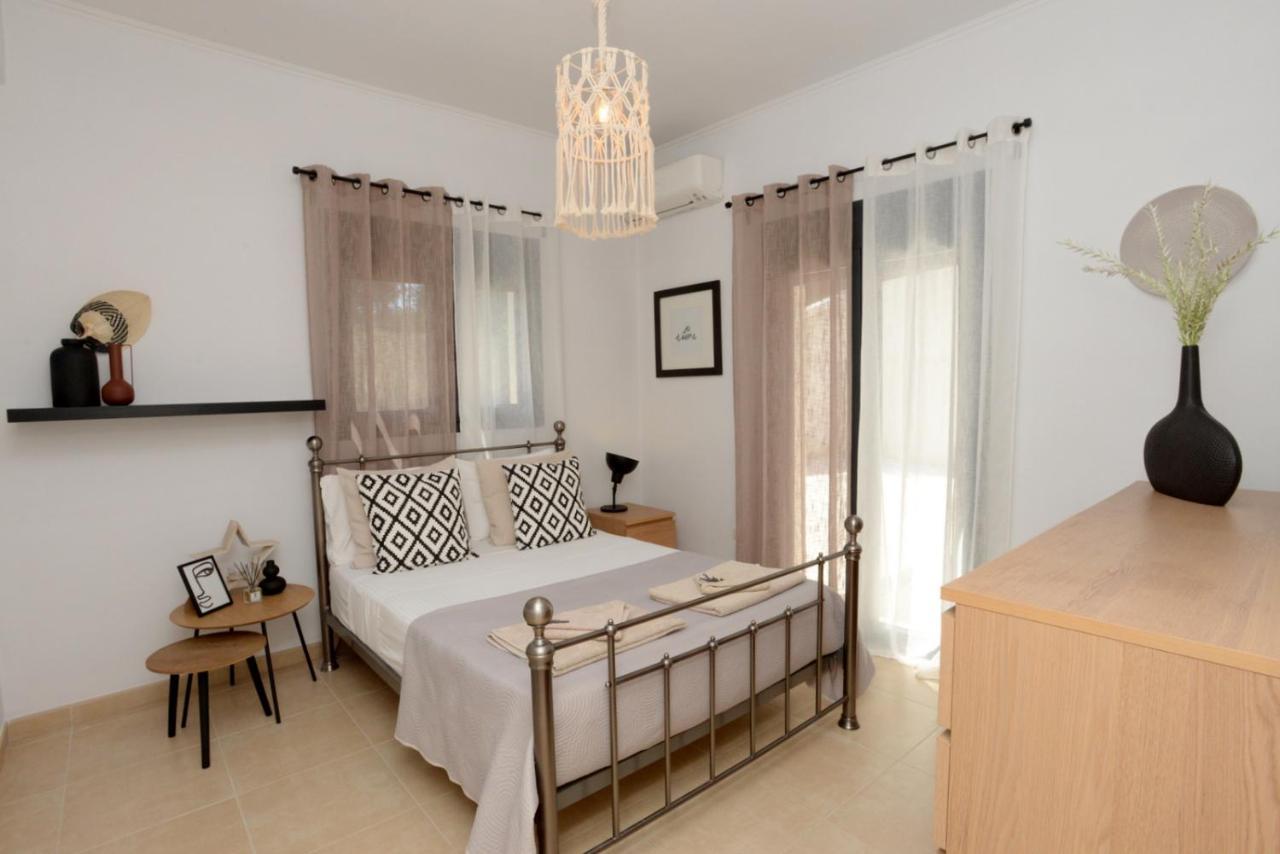 The Corfu Cocoon * Faiakes